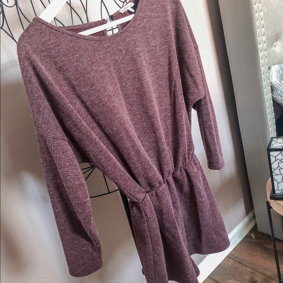 Romper - Picture 2 of 3